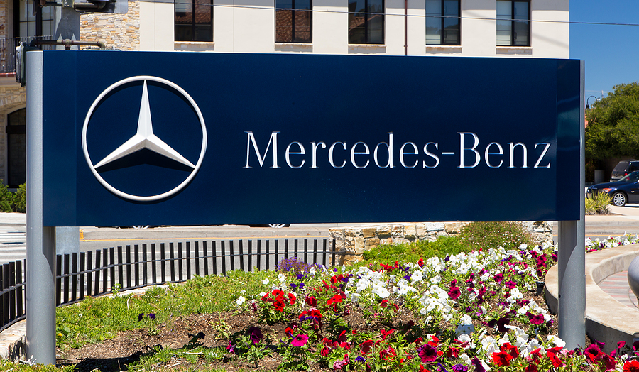 Call 317-571-0800 For Mercedes Benz Auto Service in Carmel Indiana